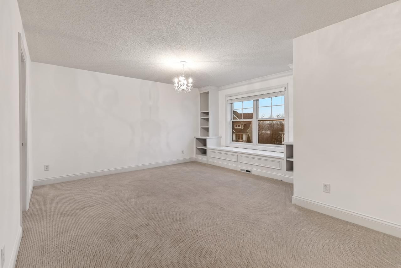 7060 millcreek Lane N