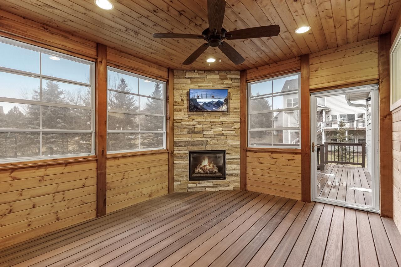 7060 millcreek Lane N