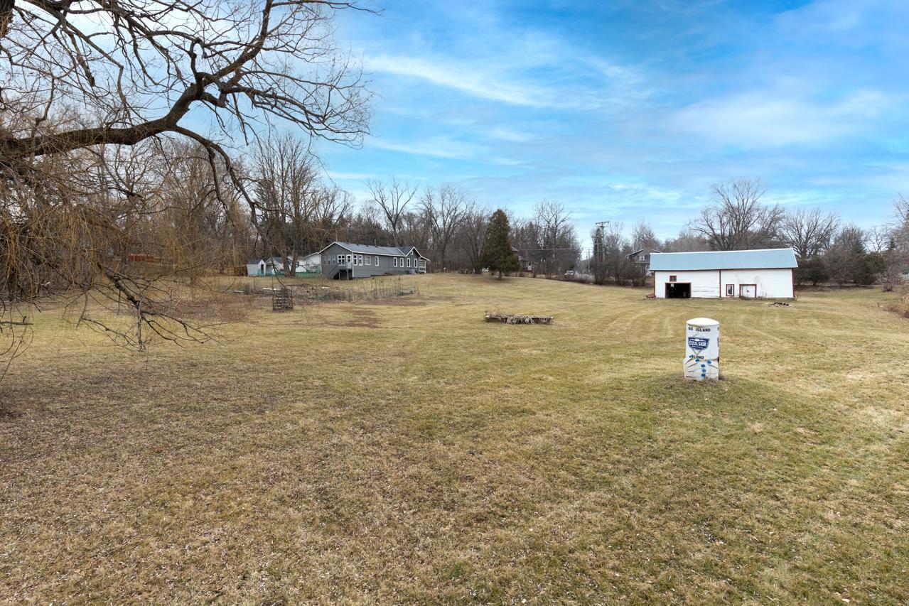 25480 Smithtown Road