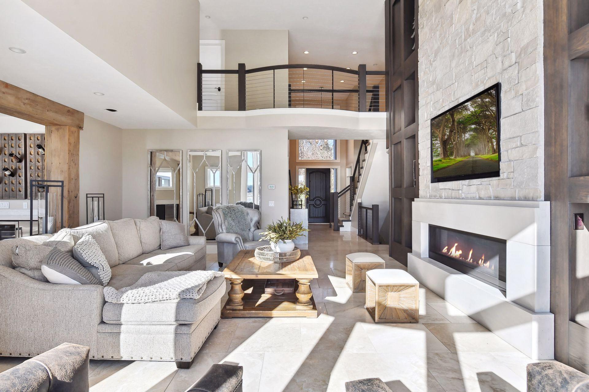 8825 Ridge Ponds Drive