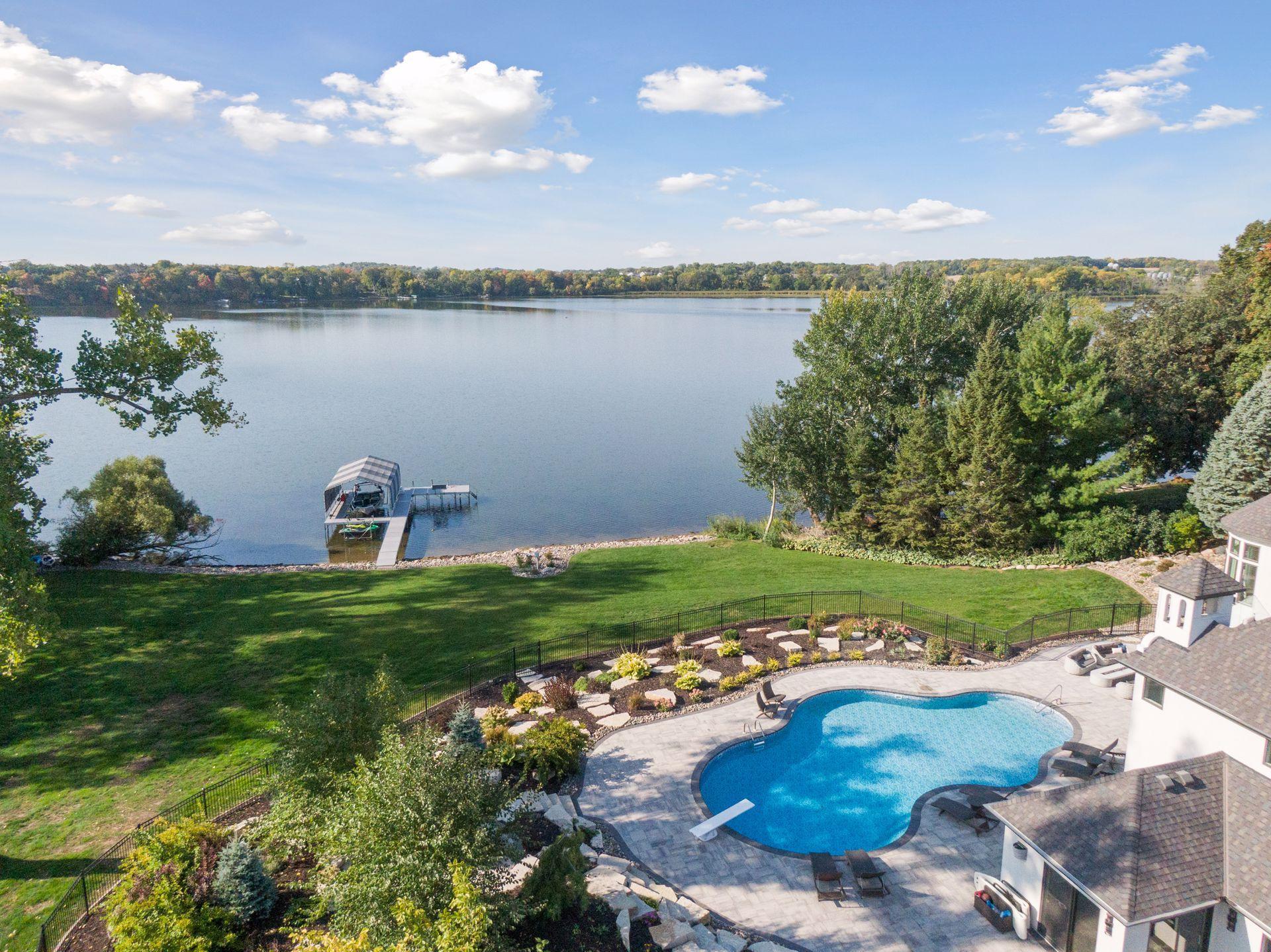 8825 Ridge Ponds Drive