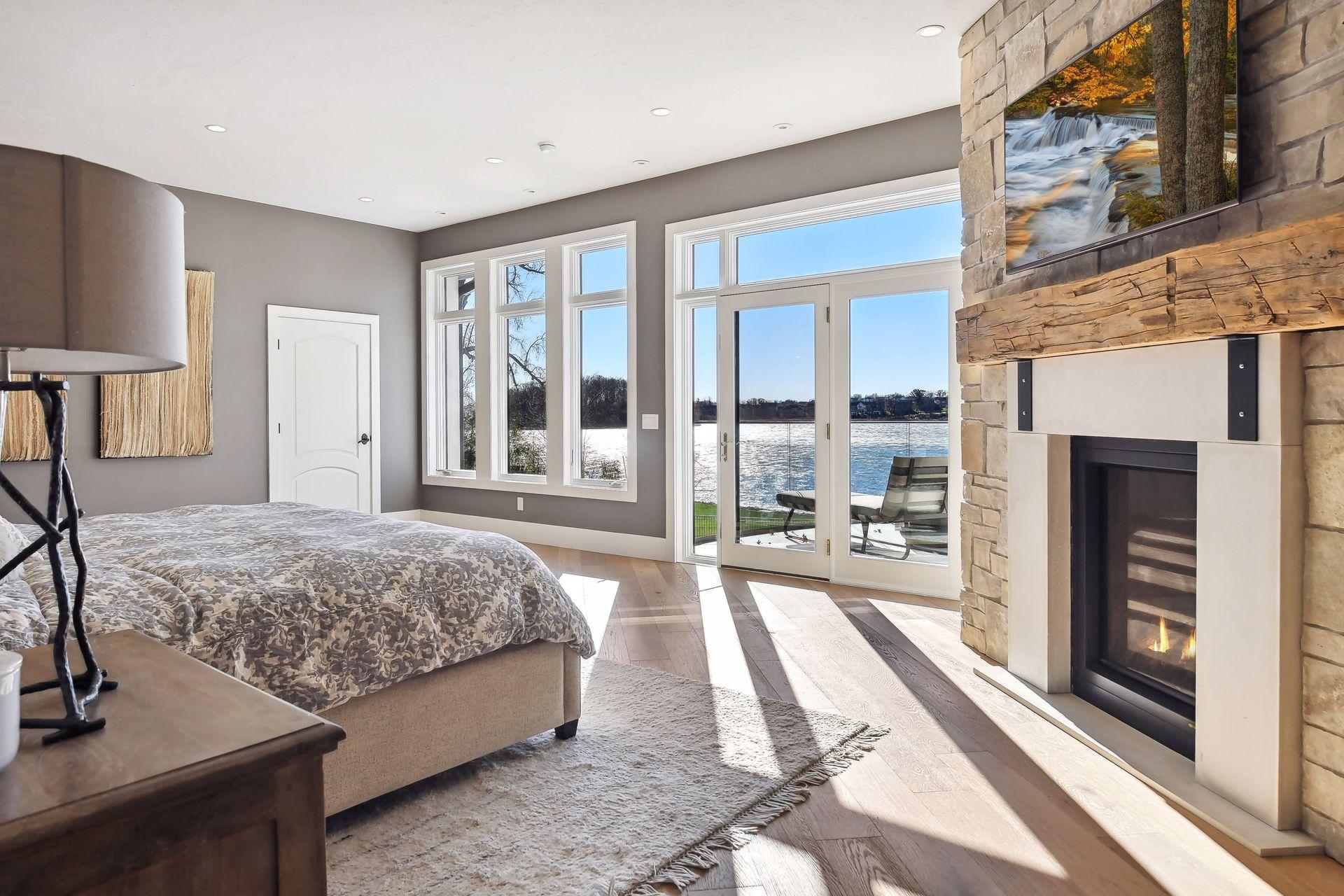 8825 Ridge Ponds Drive