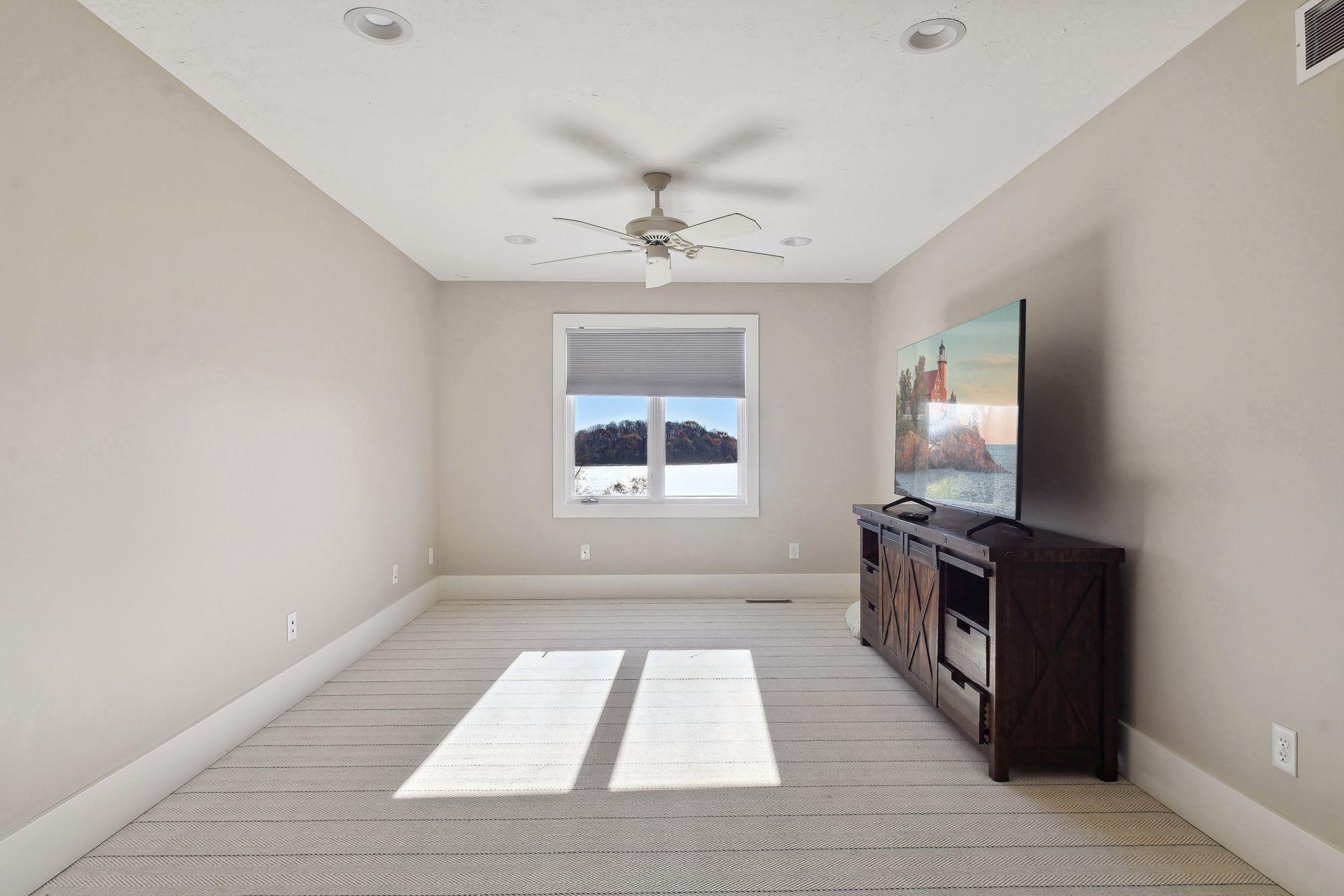 8825 Ridge Ponds Drive