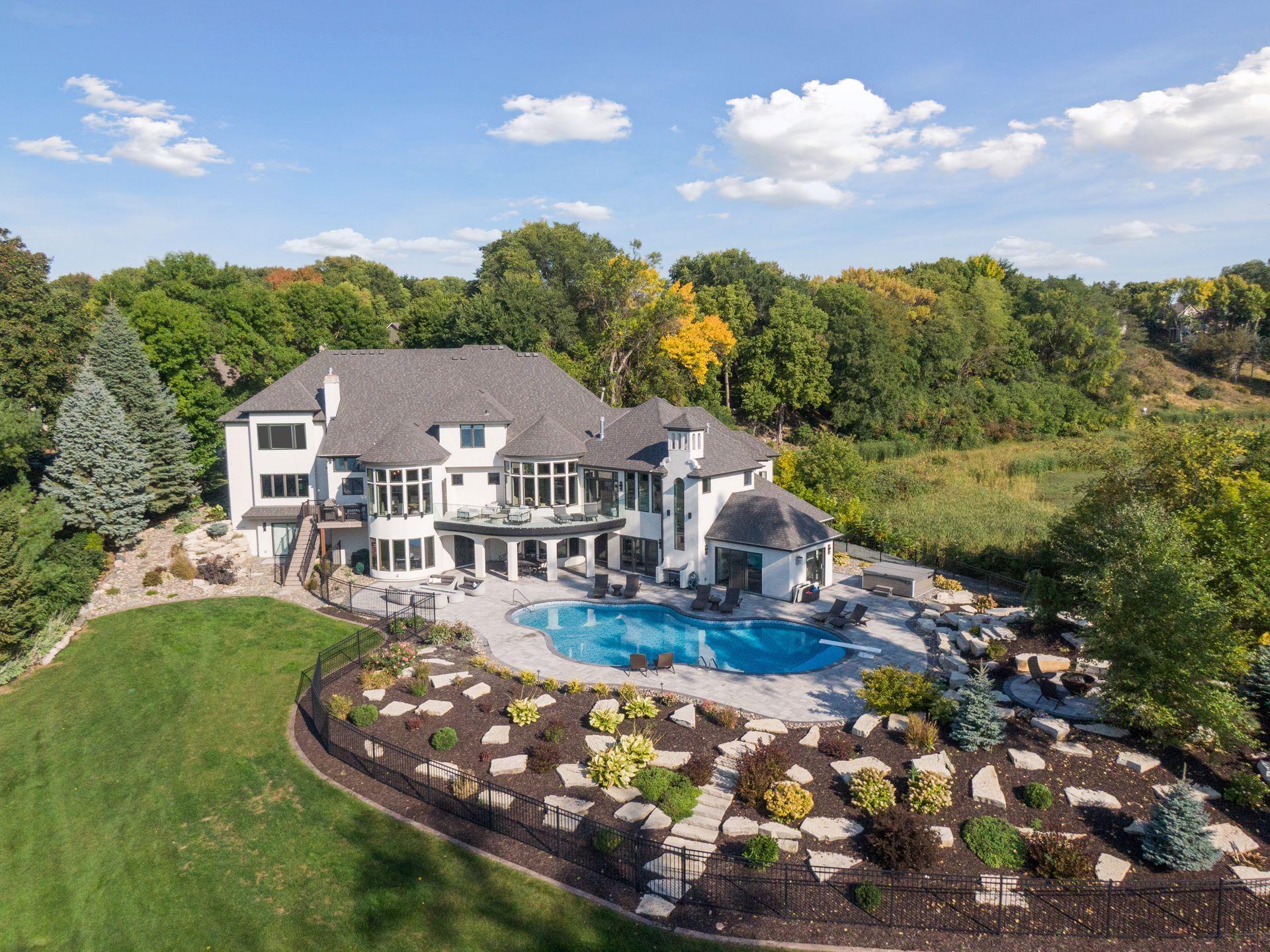 8825 Ridge Ponds Drive