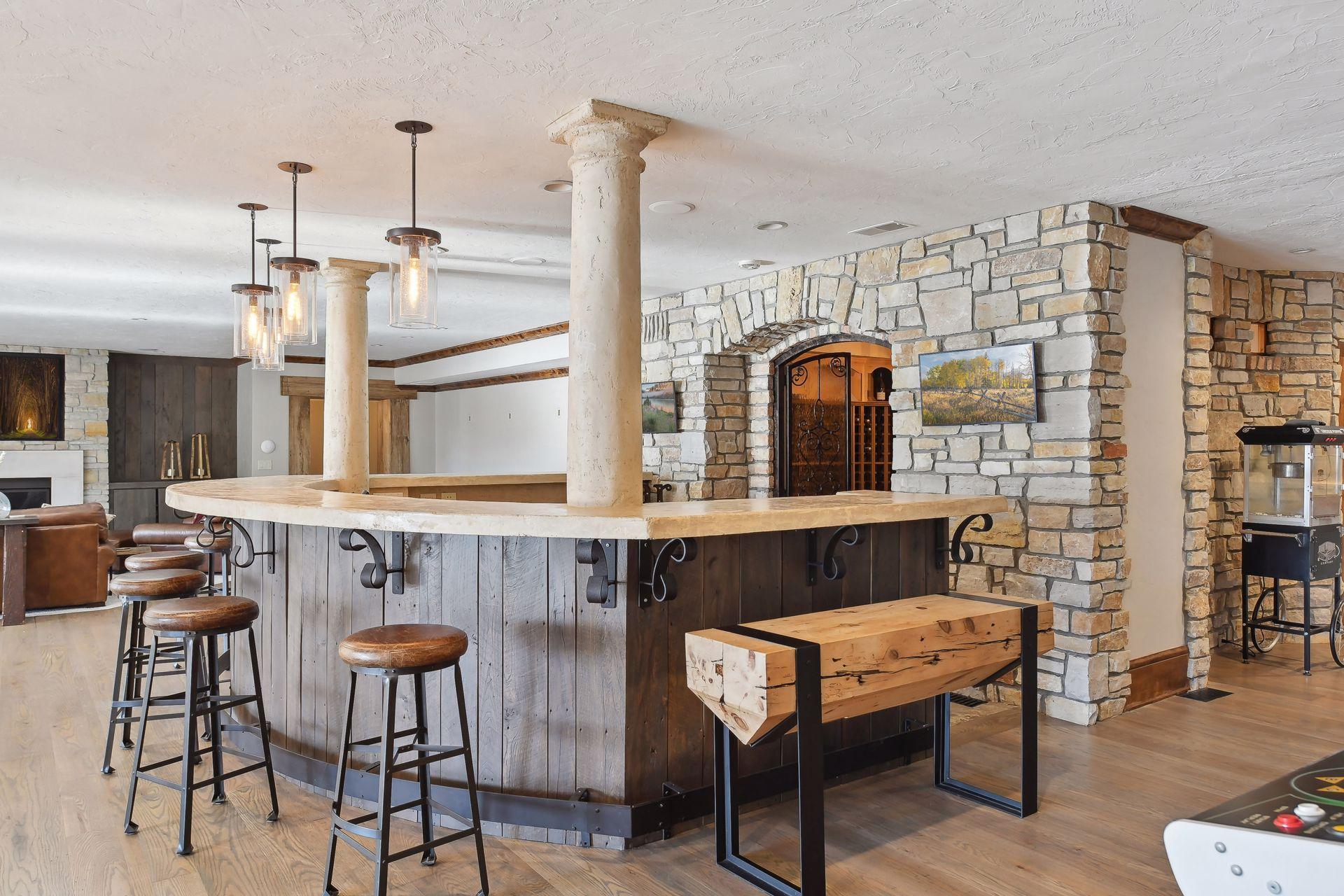 8825 Ridge Ponds Drive