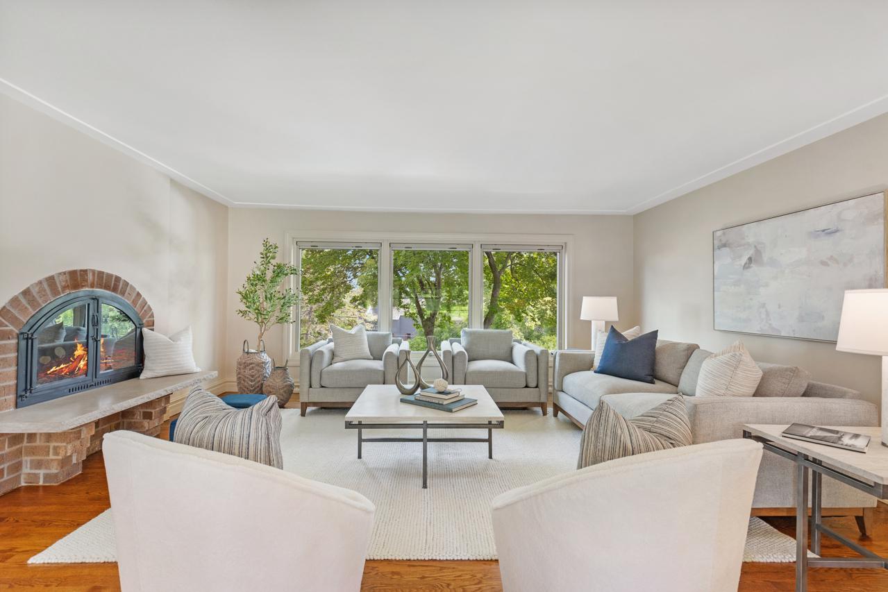 810 Smithtown Terrace