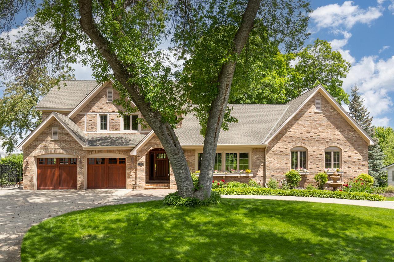 810 Smithtown Terrace