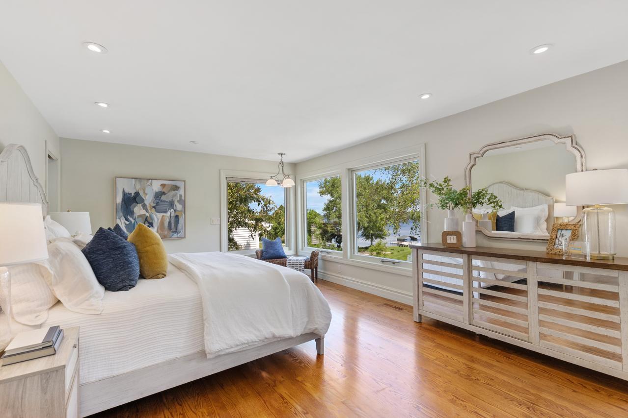 810 Smithtown Terrace