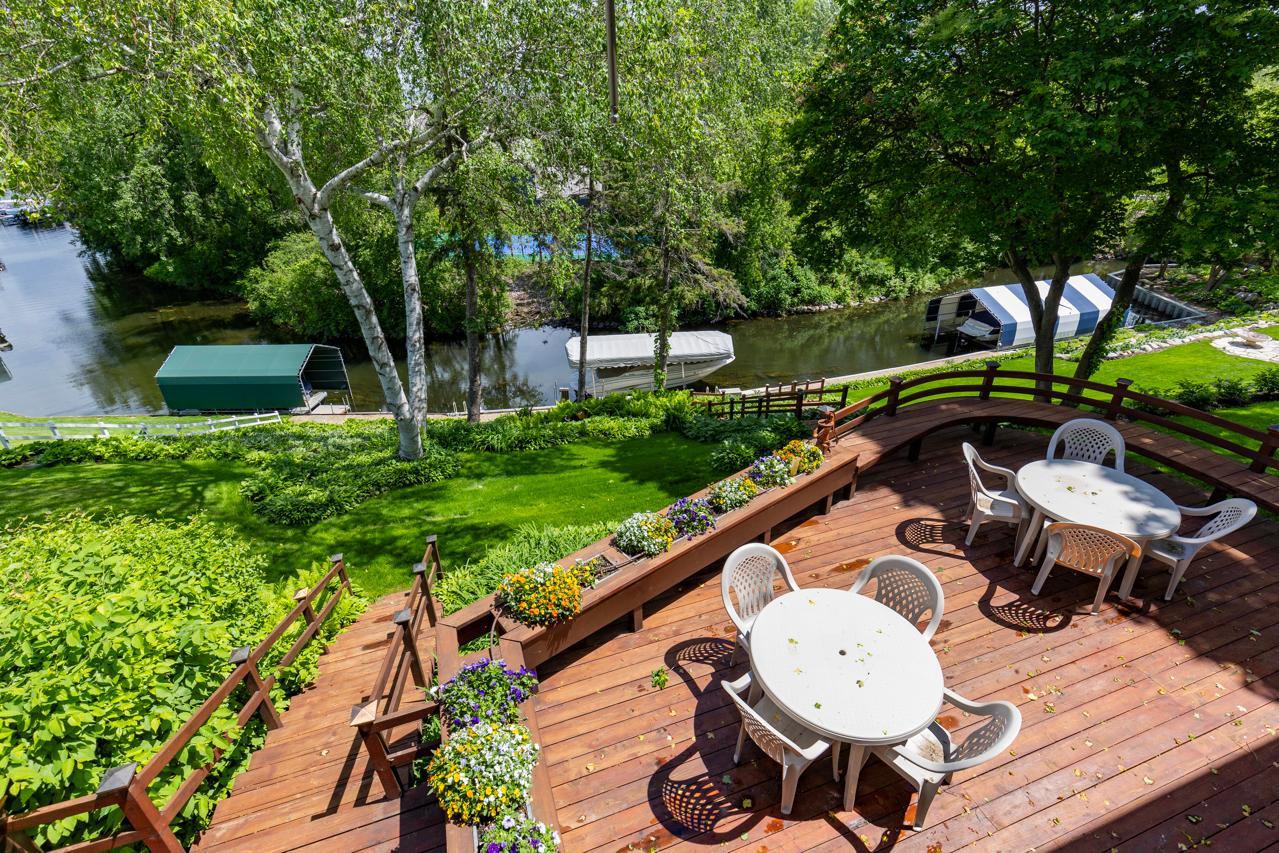 810 Smithtown Terrace