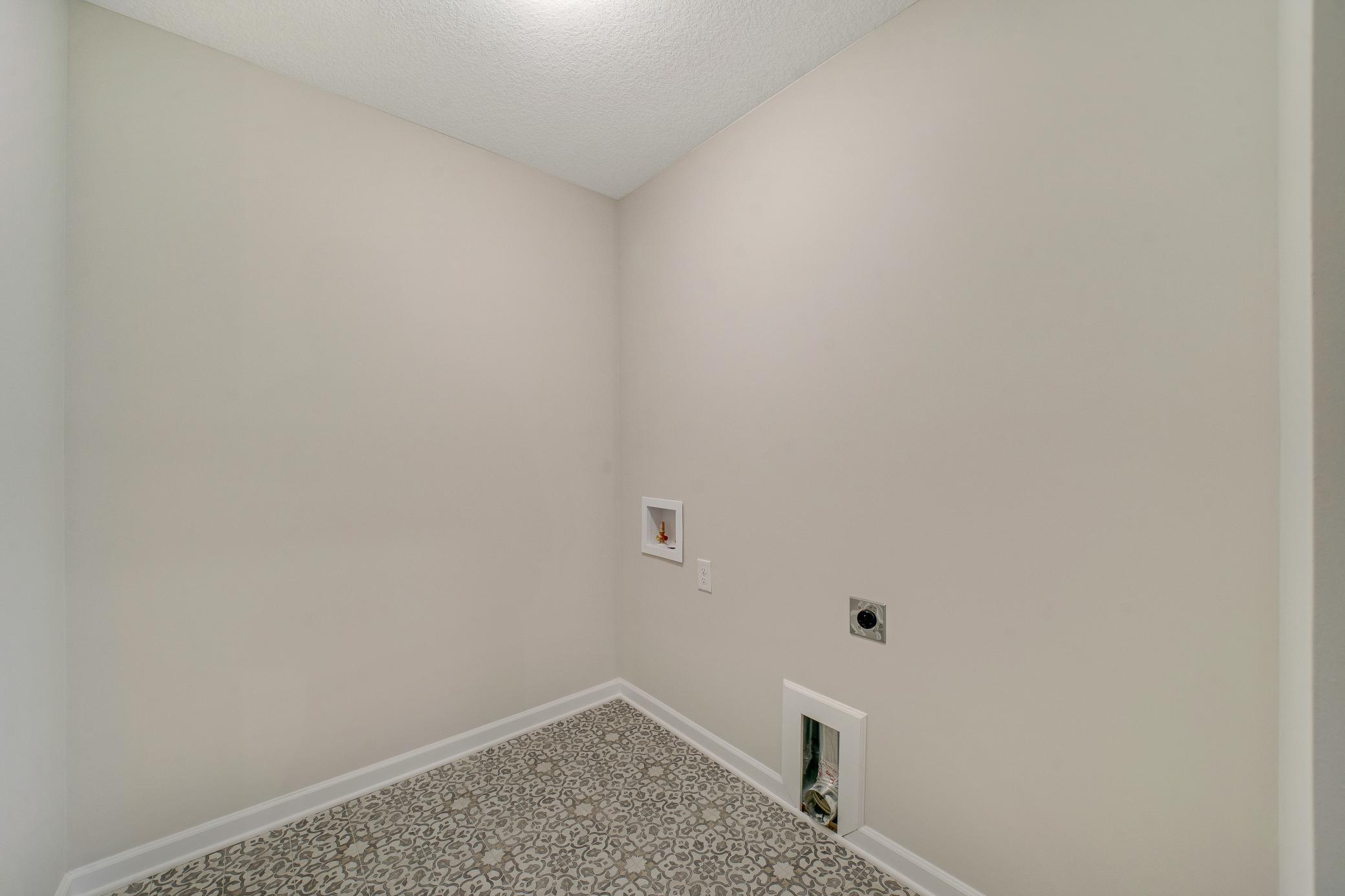 19372 Clearwater Loop