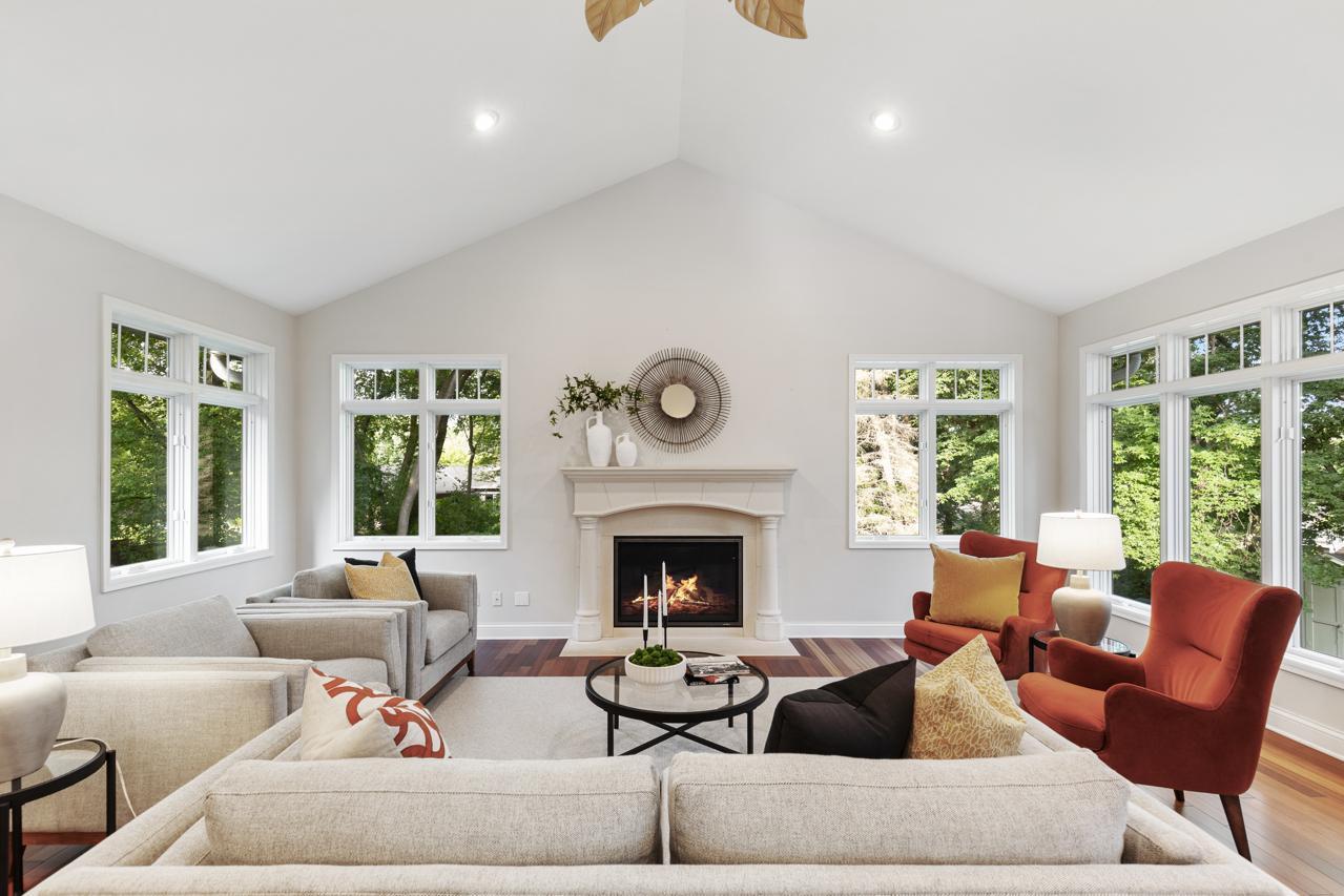 4309 Avondale Street