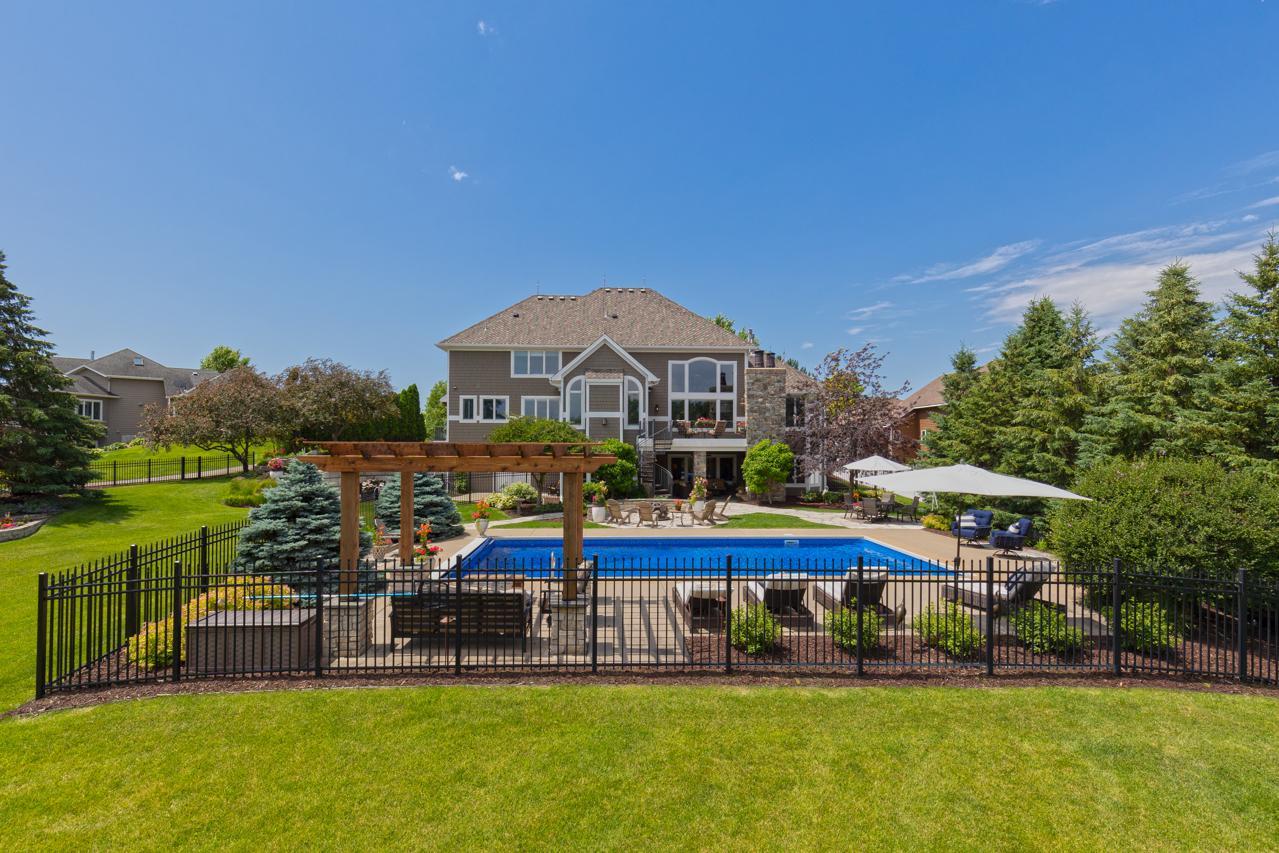 3030 Fairway Circle