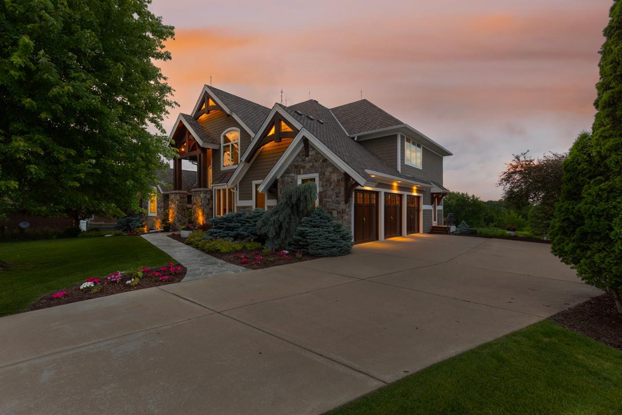 3030 Fairway Circle