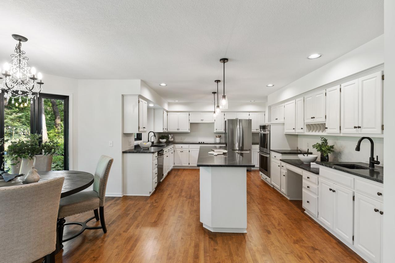 14930 Richards Drive W