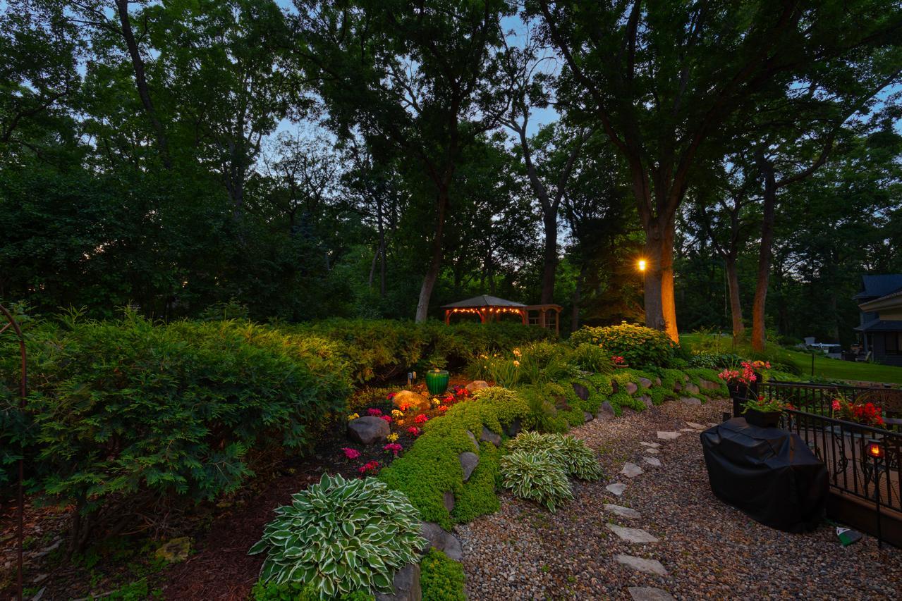 14930 Richards Drive W