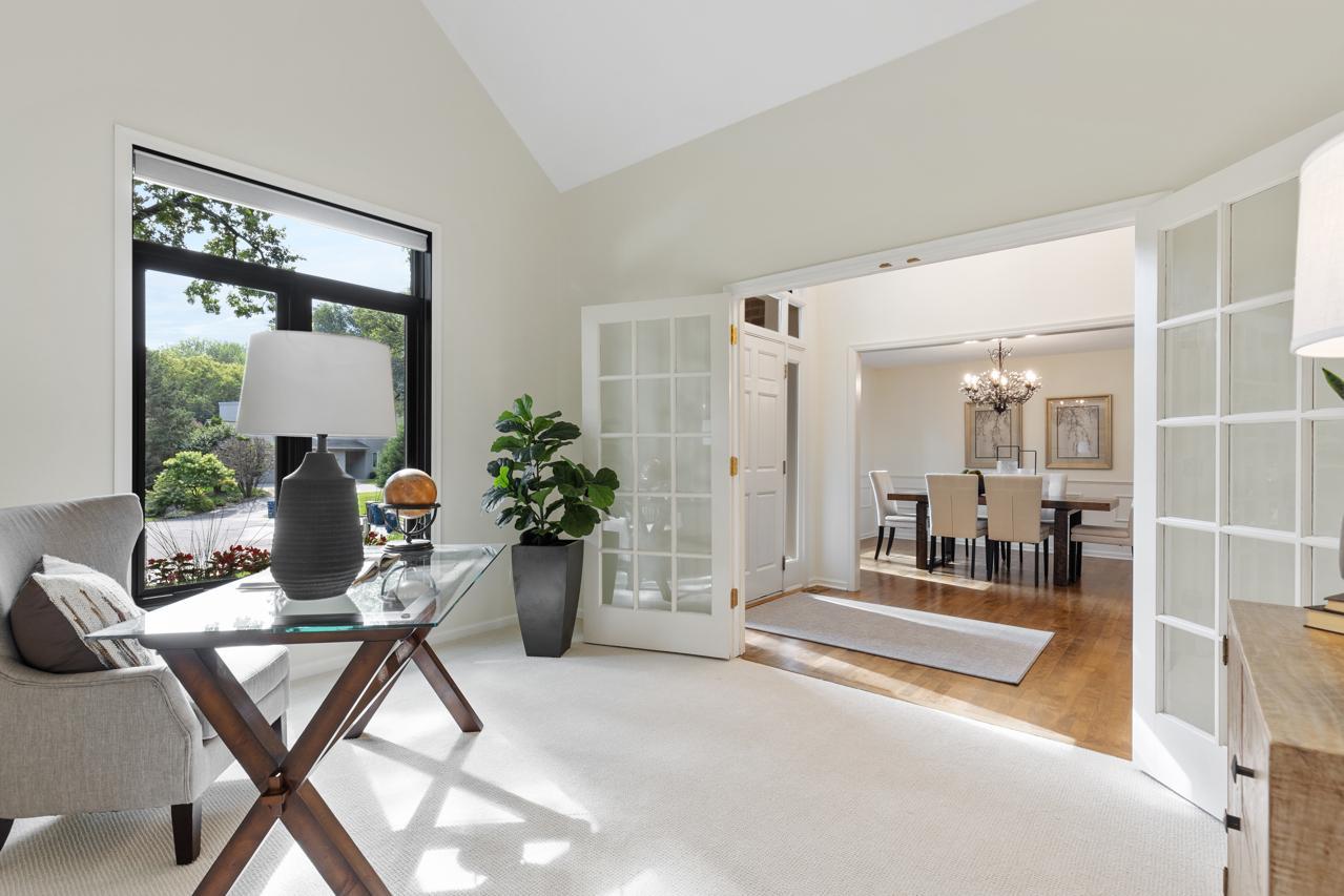 14930 Richards Drive W