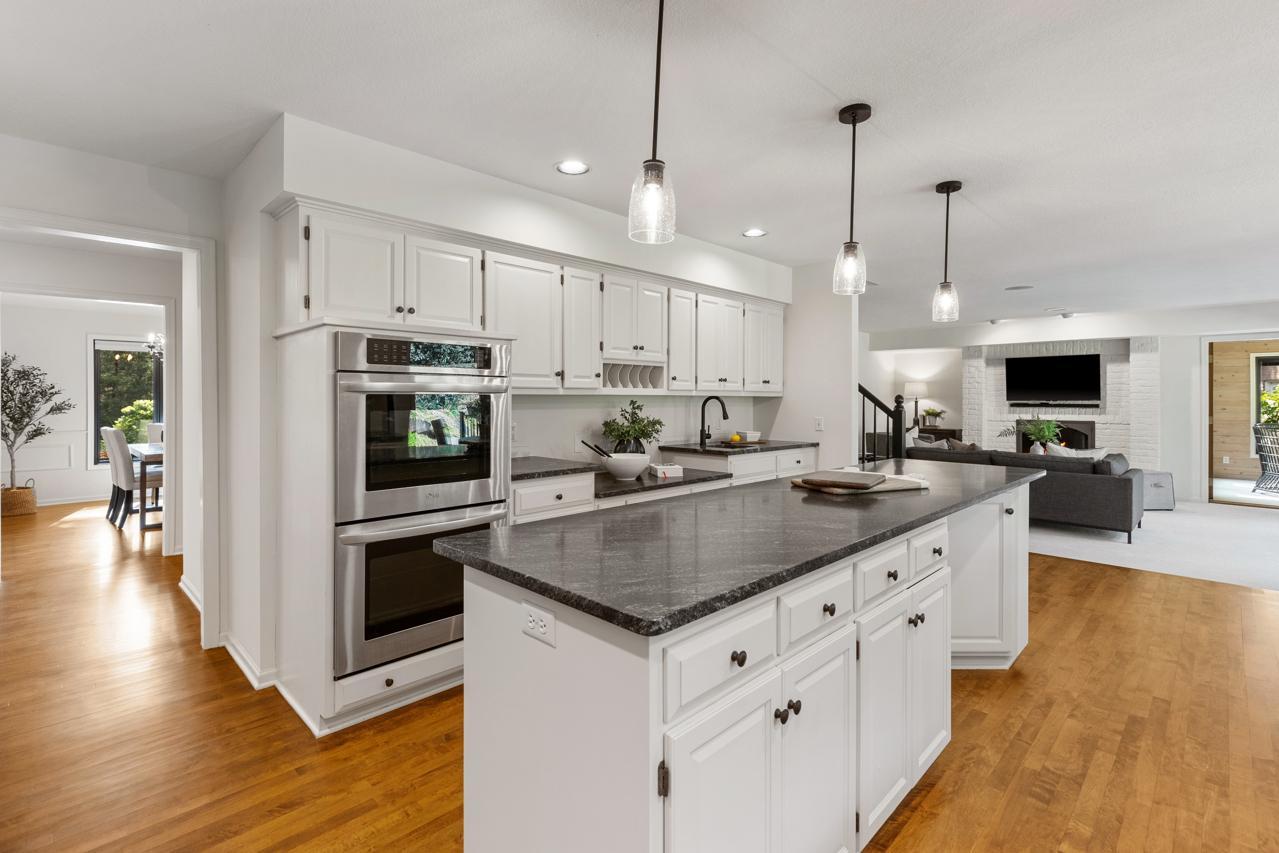 14930 Richards Drive W