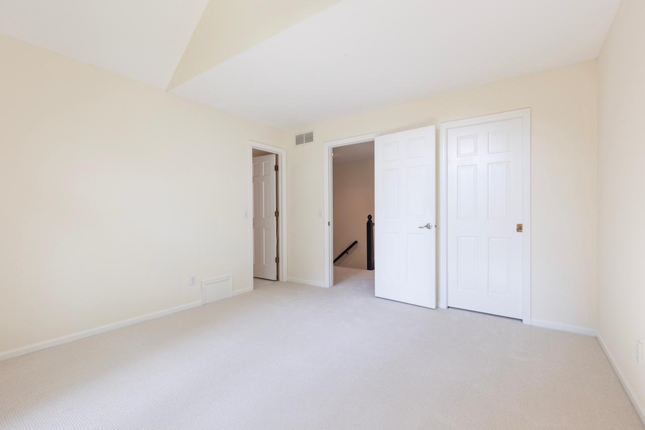 14930 Richards Drive W