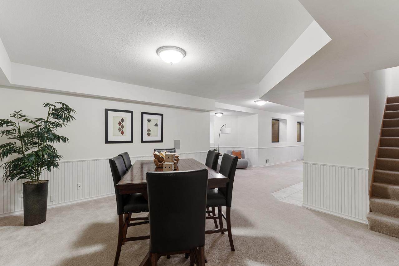 14930 Richards Drive W