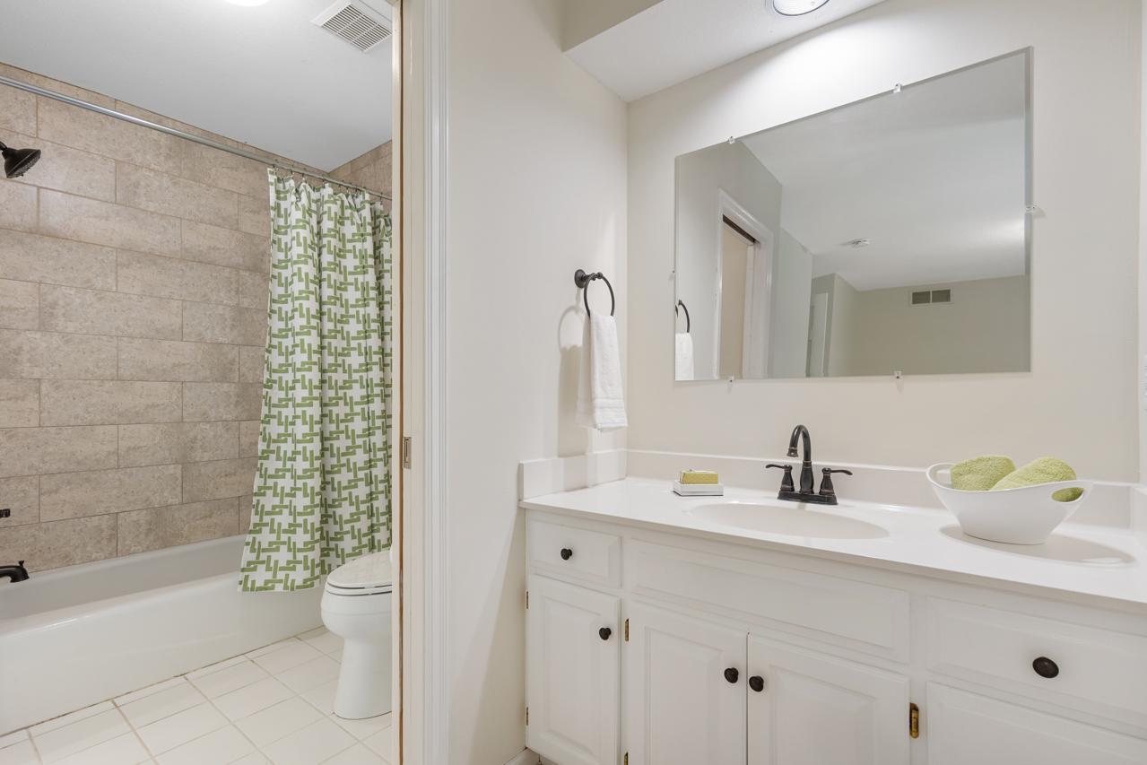 14930 Richards Drive W