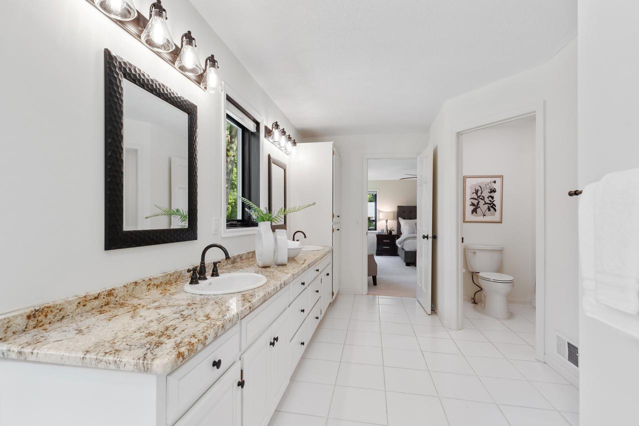 14930 Richards Drive W