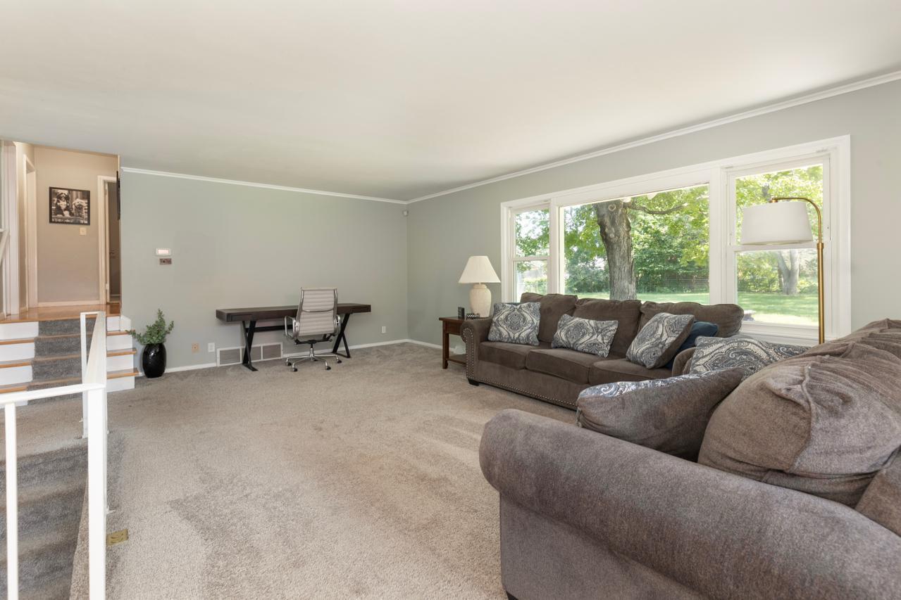 5301 Holiday Road