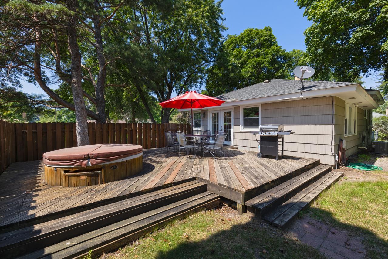 5301 Holiday Road