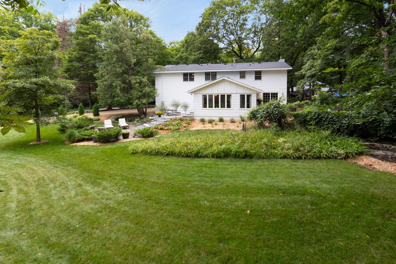 5575 Sylvan Lane