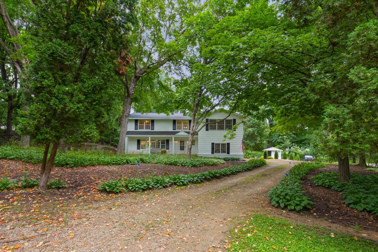 5575 Sylvan Lane