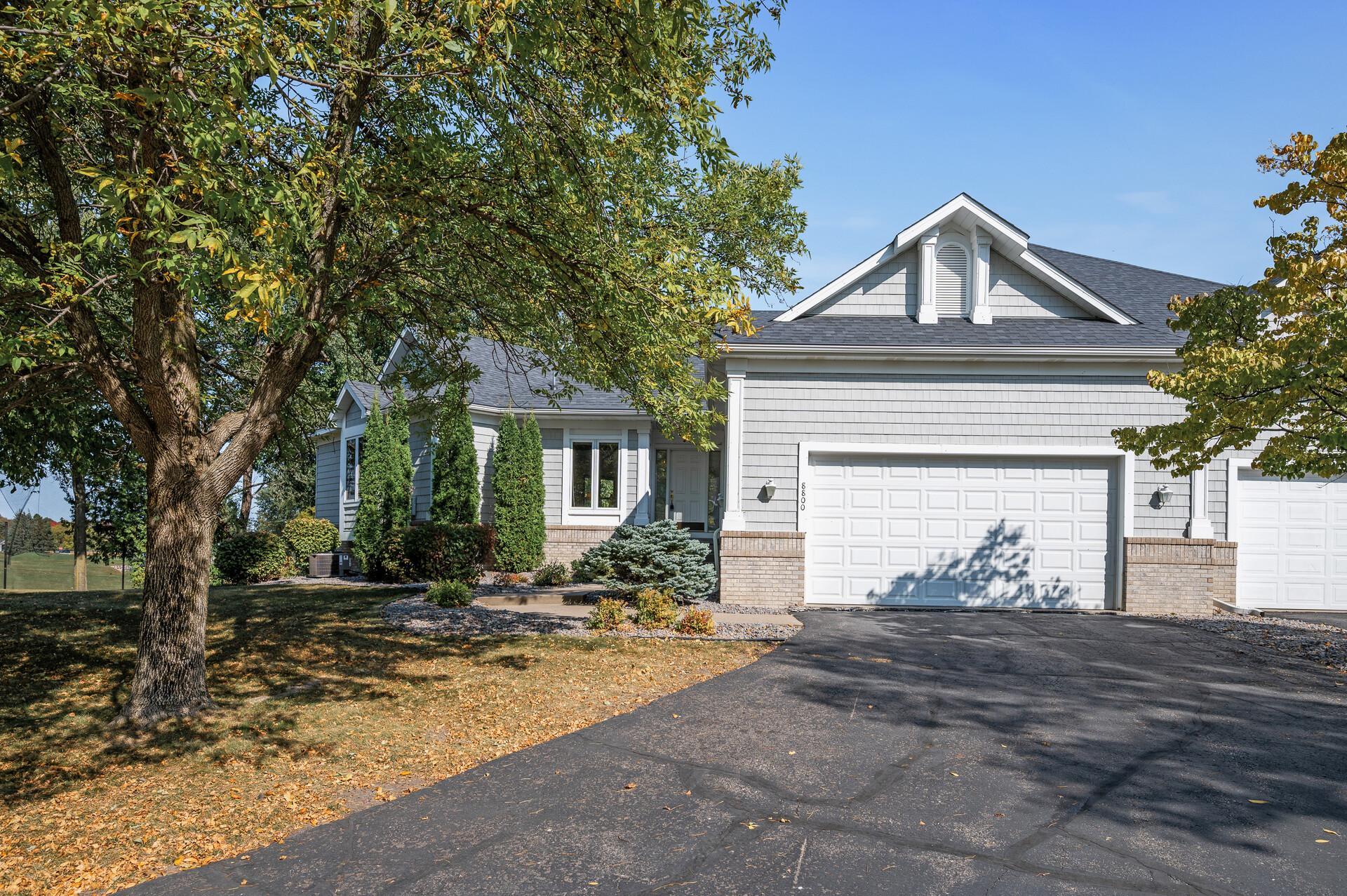 8800 Pointe Vista Drive