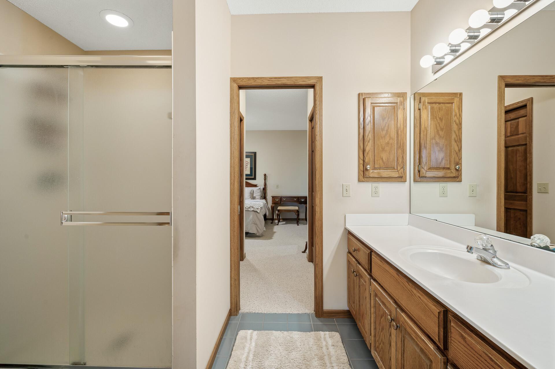 8800 Pointe Vista Drive