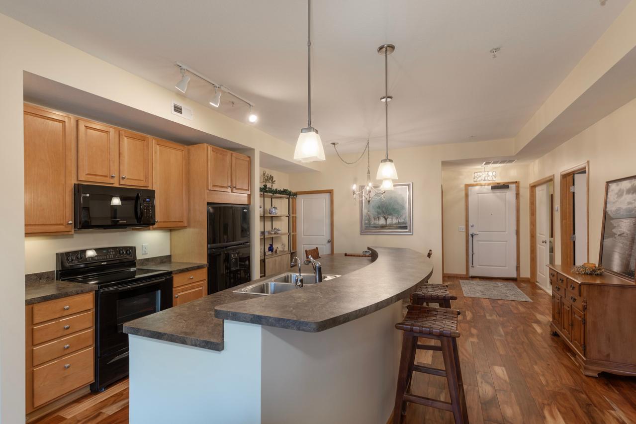 3110 N Chestnut Street Unit: 102