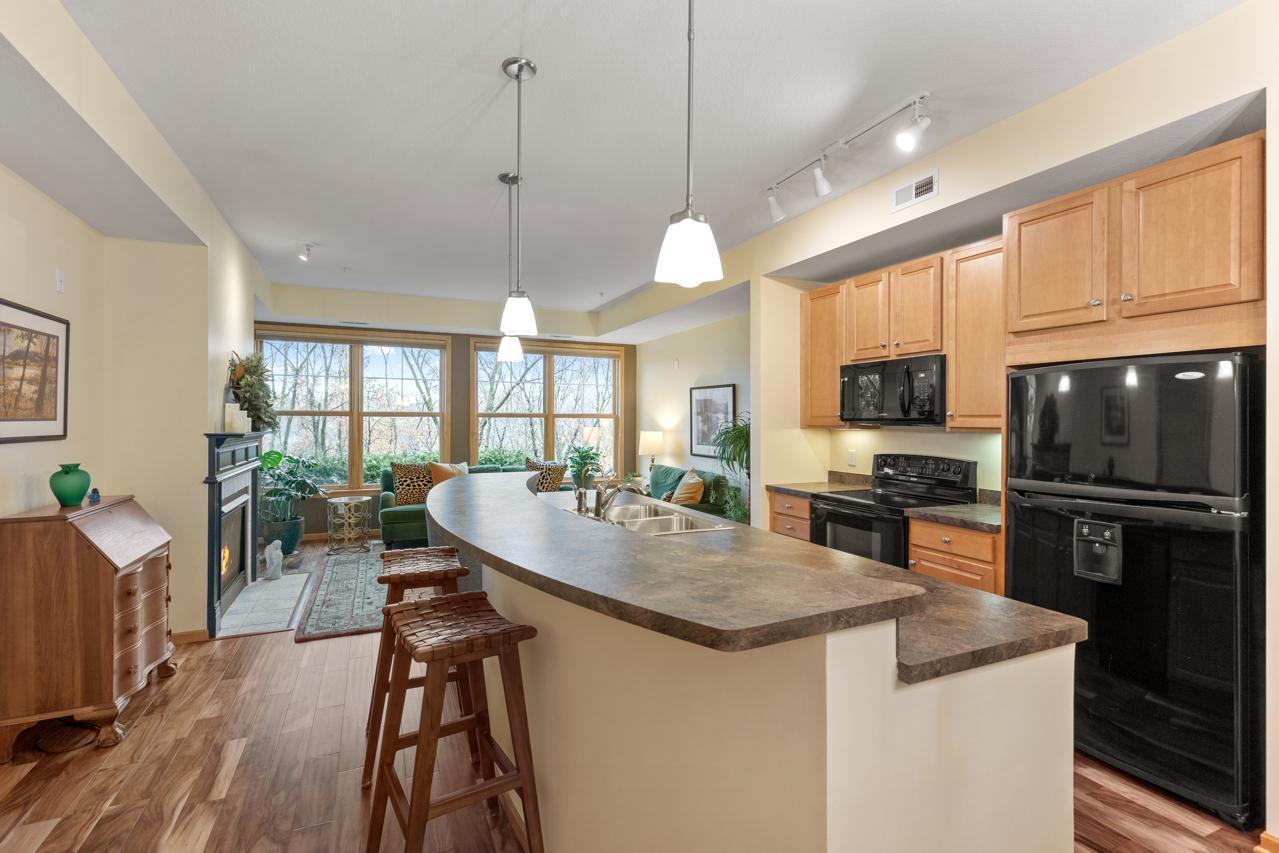 3110 N Chestnut Street Unit: 102