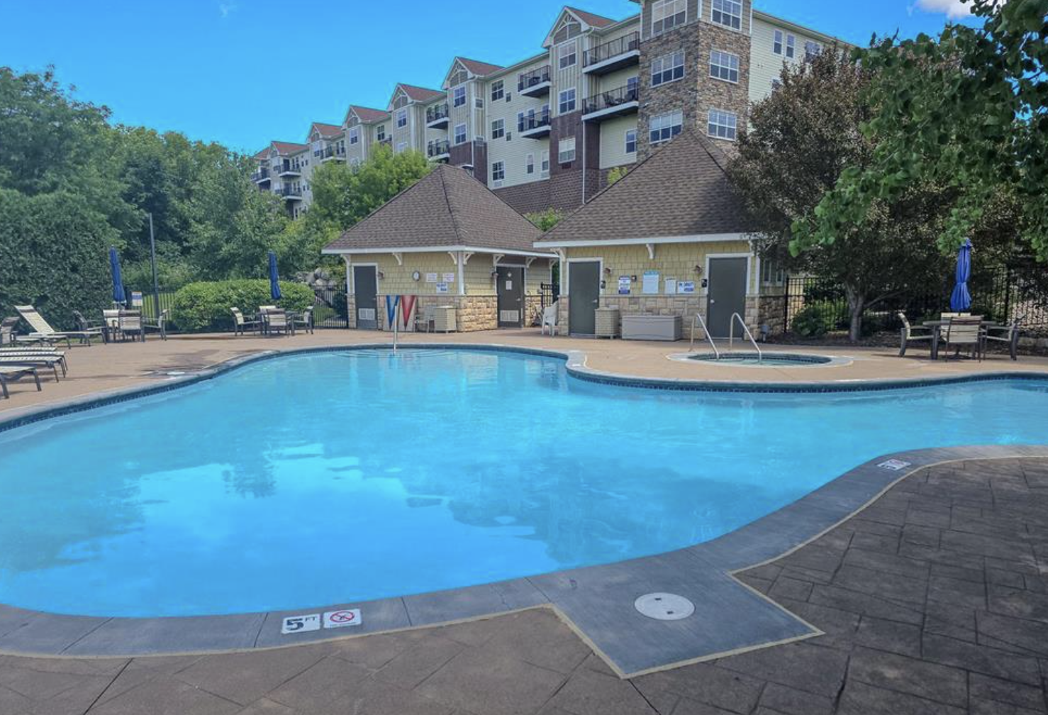 3110 N Chestnut Street Unit: 102