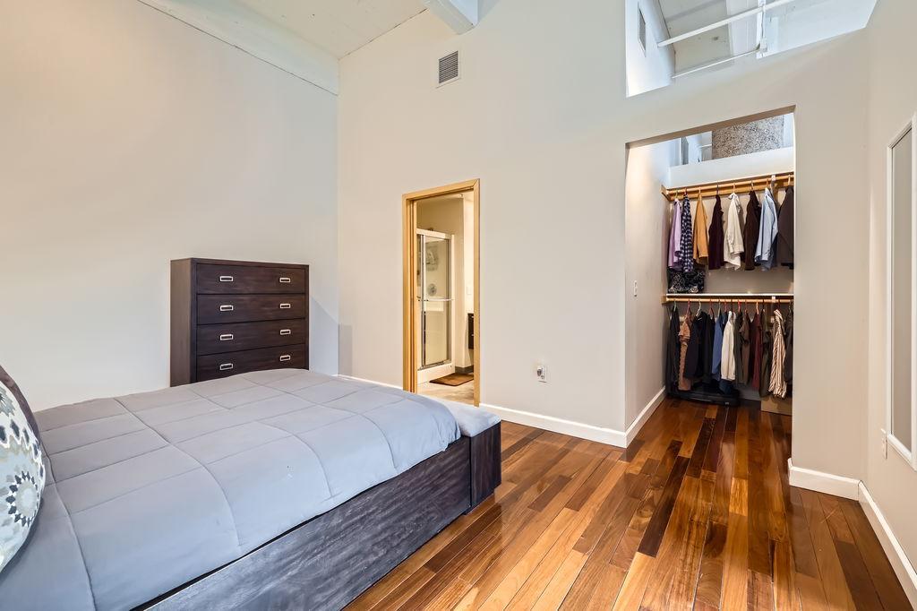 700 Washington Avenue N Unit: 418