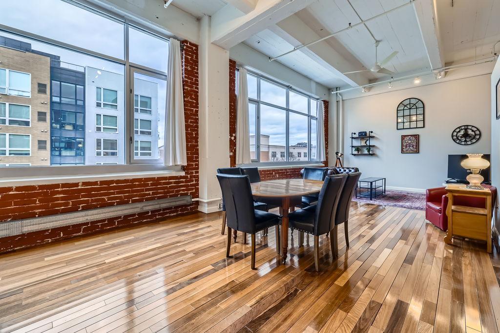 700 Washington Avenue N Unit: 418
