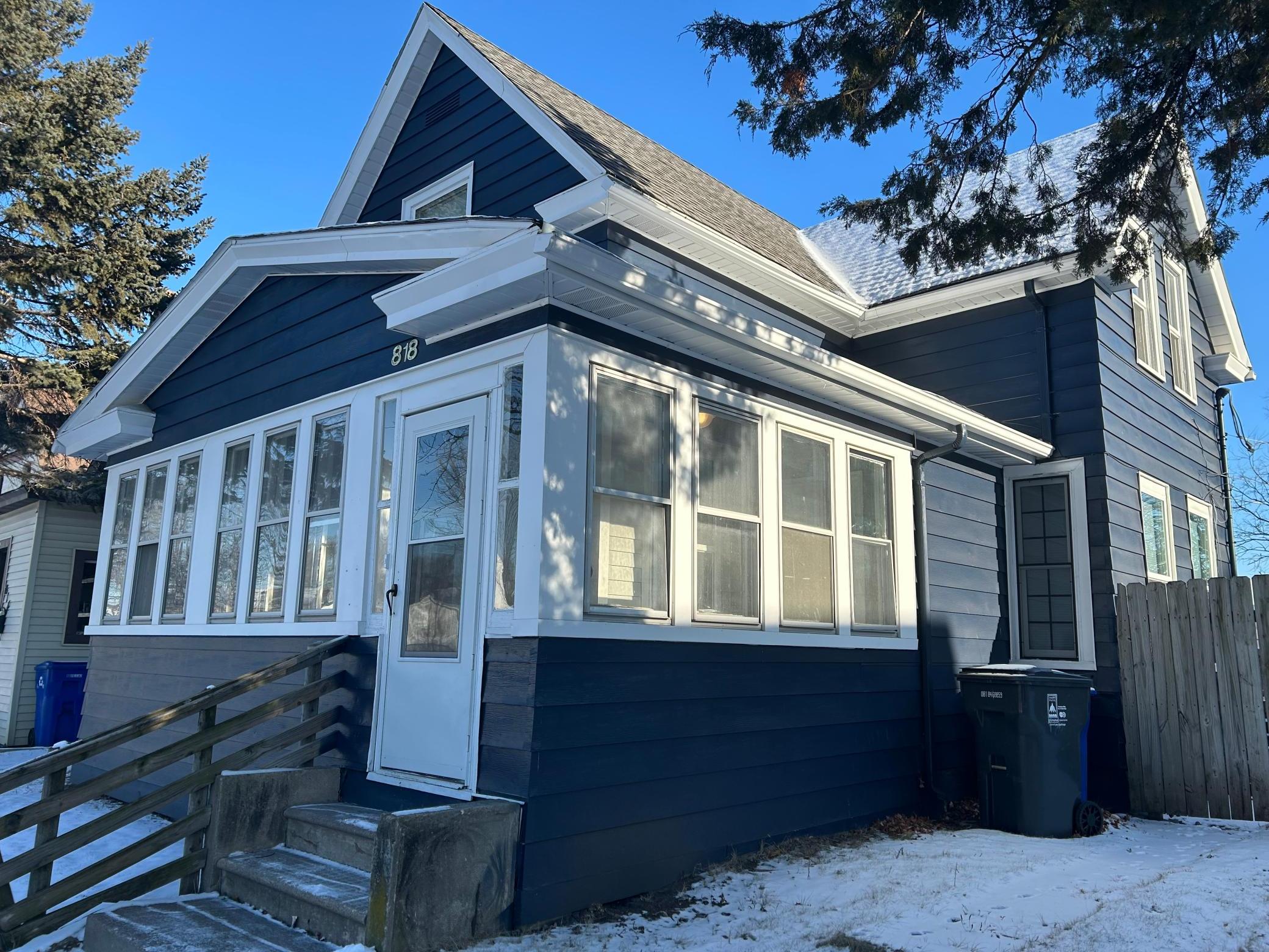 818 Stewart Avenue