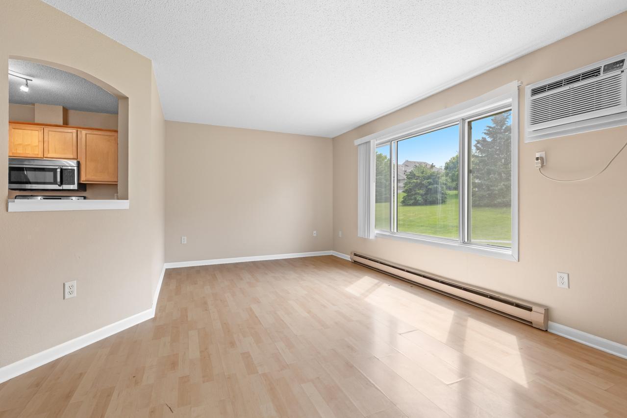 730 W Village Road Unit: 102