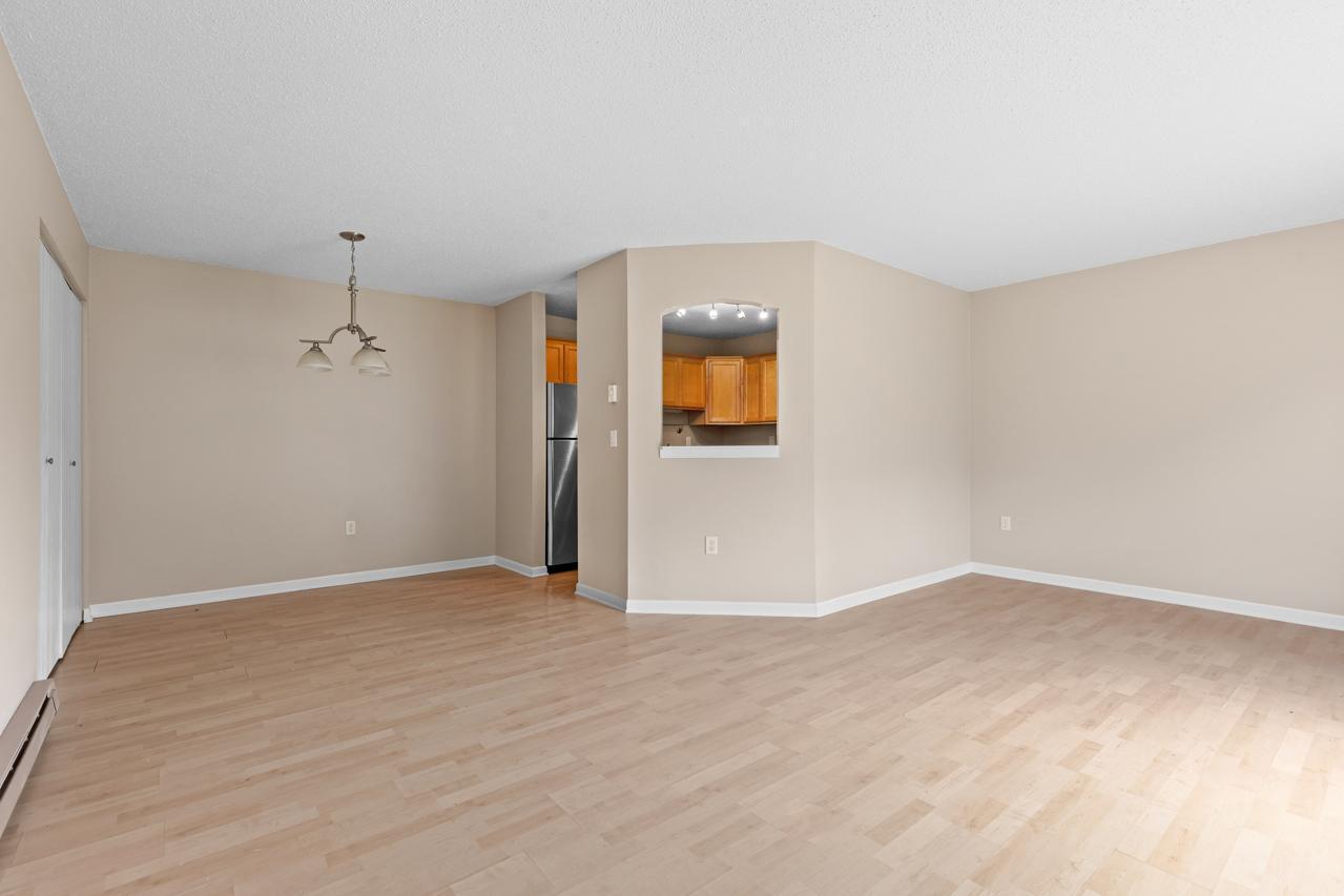 730 W Village Road Unit: 102