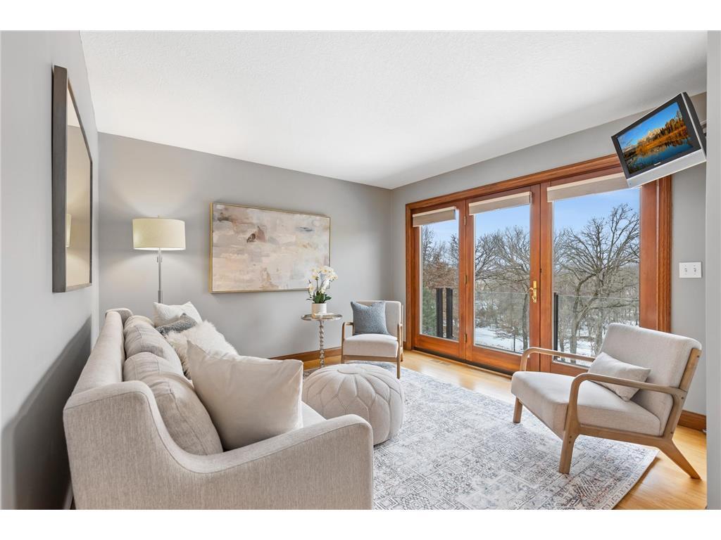 1475 River Shore Drive