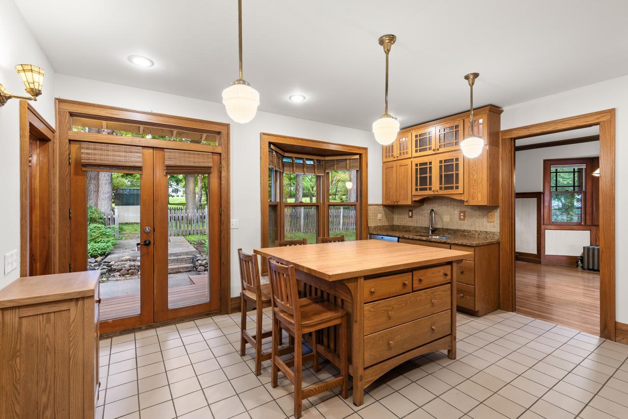 5190 Saint Albans Bay Road