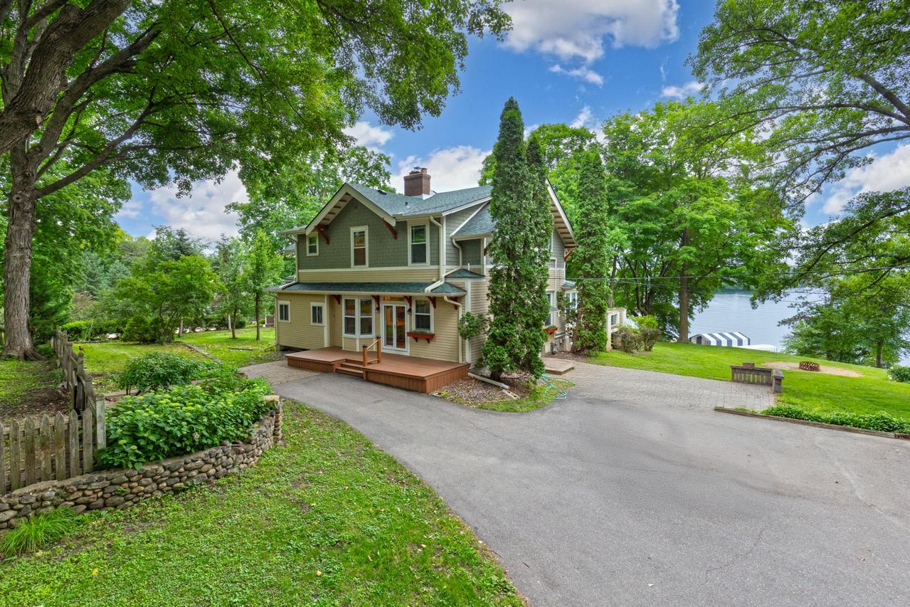 5190 Saint Albans Bay Road