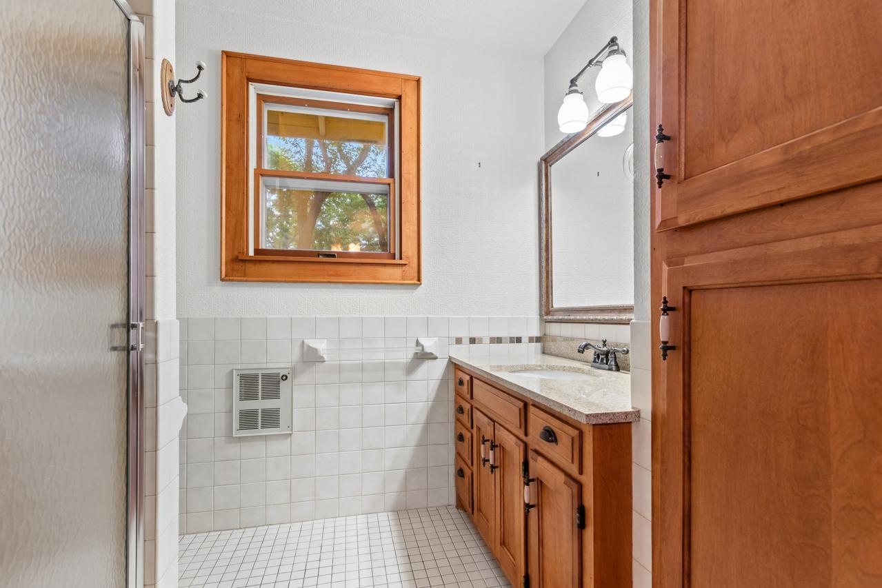 5190 Saint Albans Bay Road