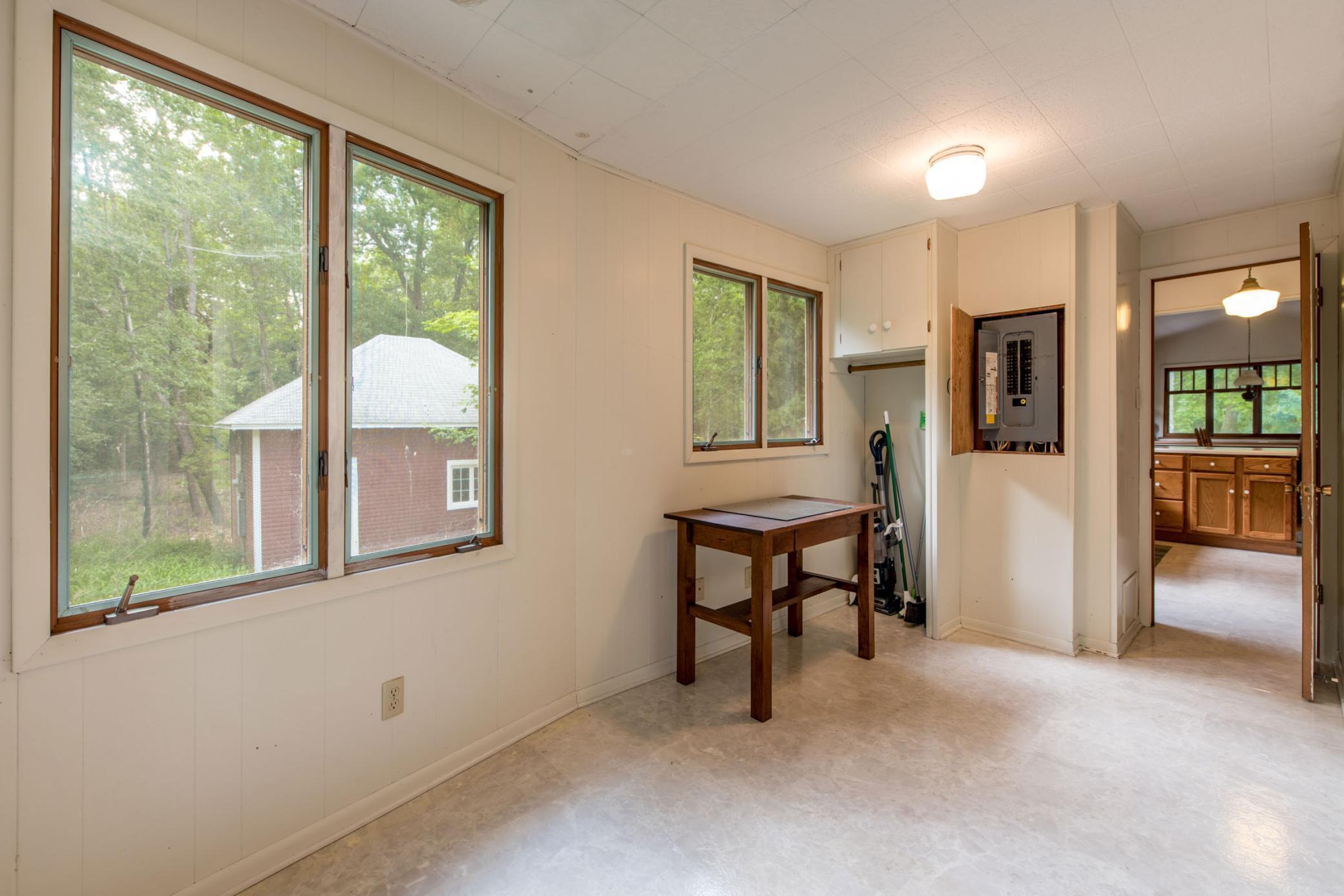 3011 Government Point Road NE