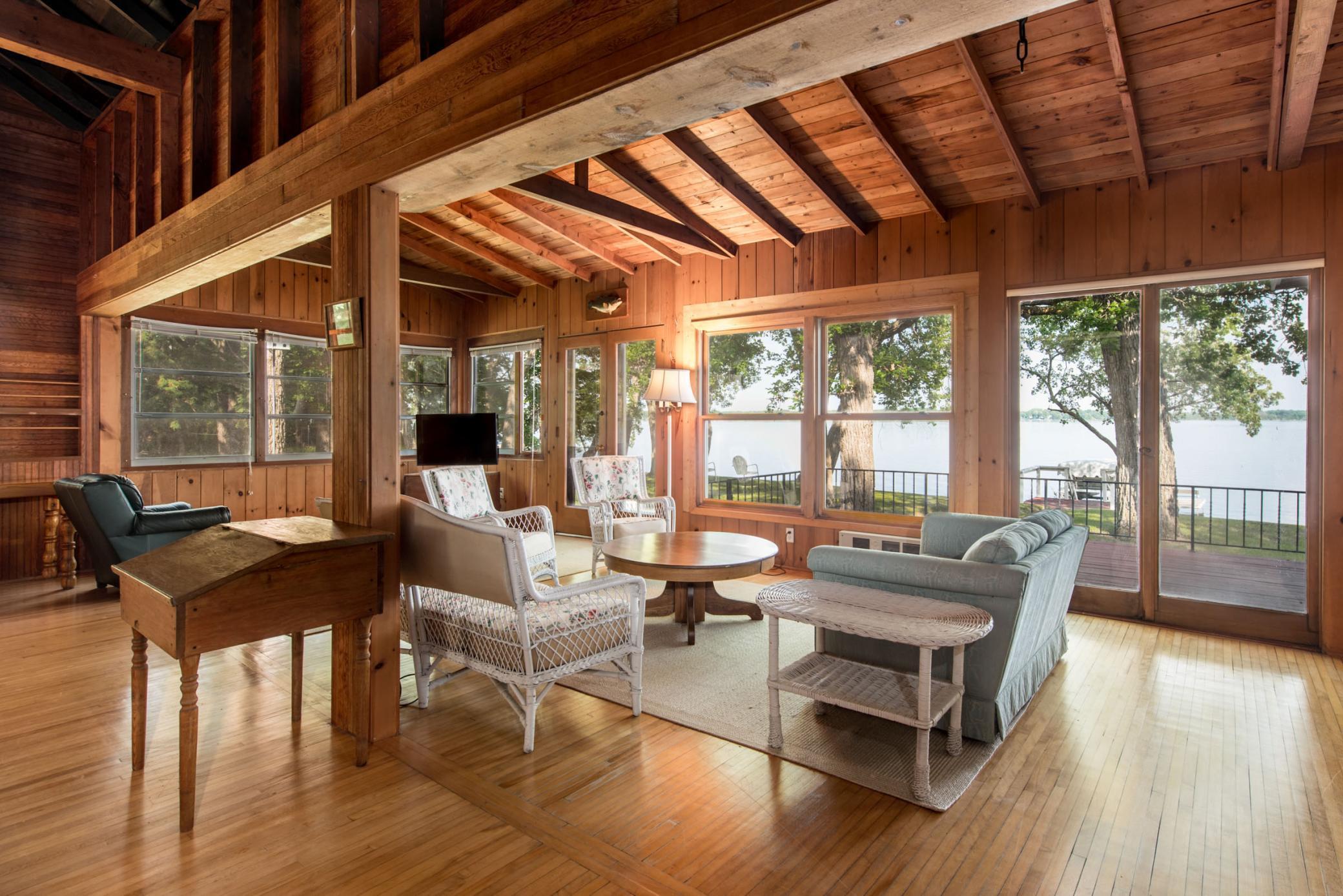 3011 Government Point Road NE