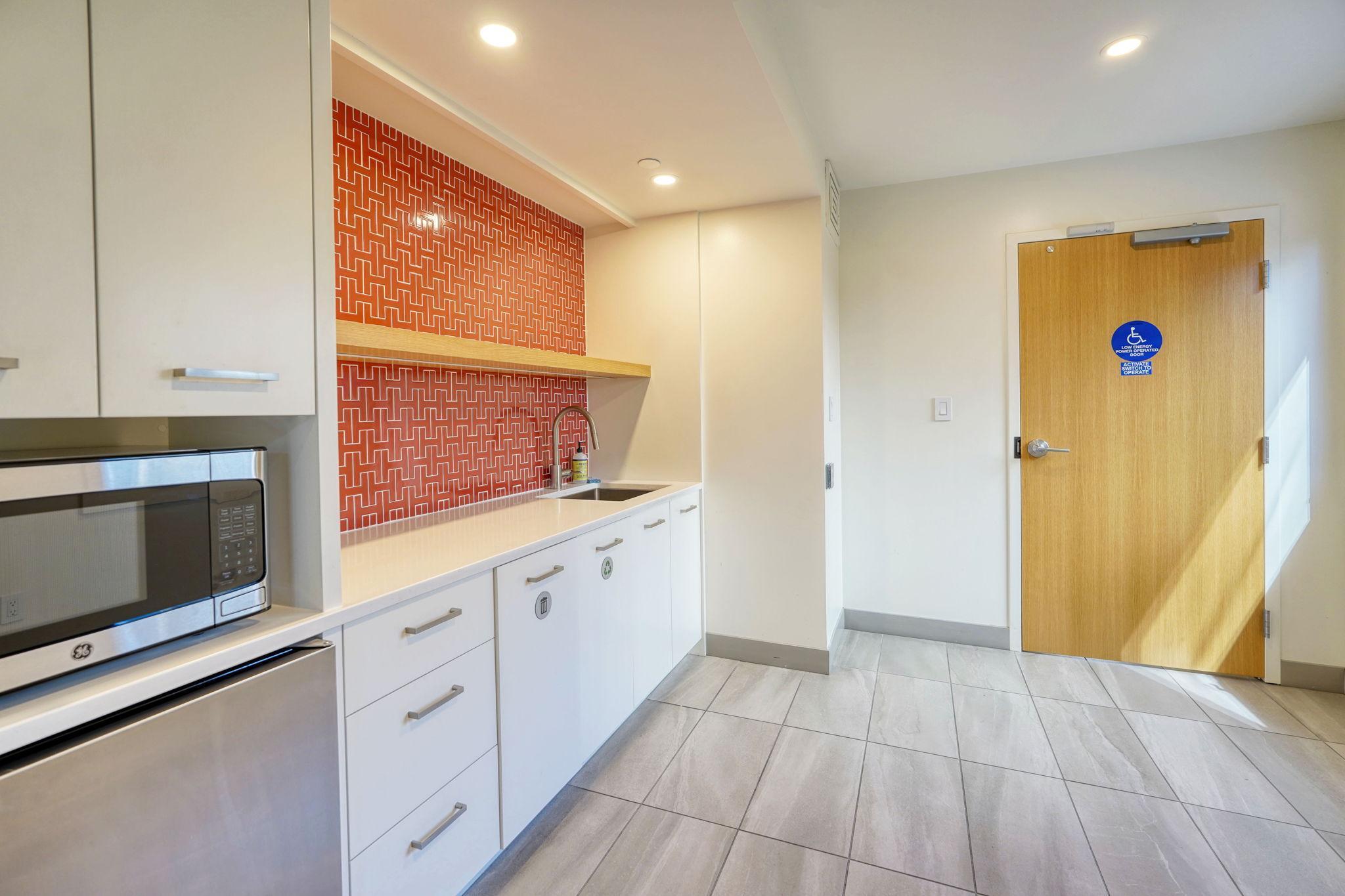 121 Washington Avenue S Unit: 513