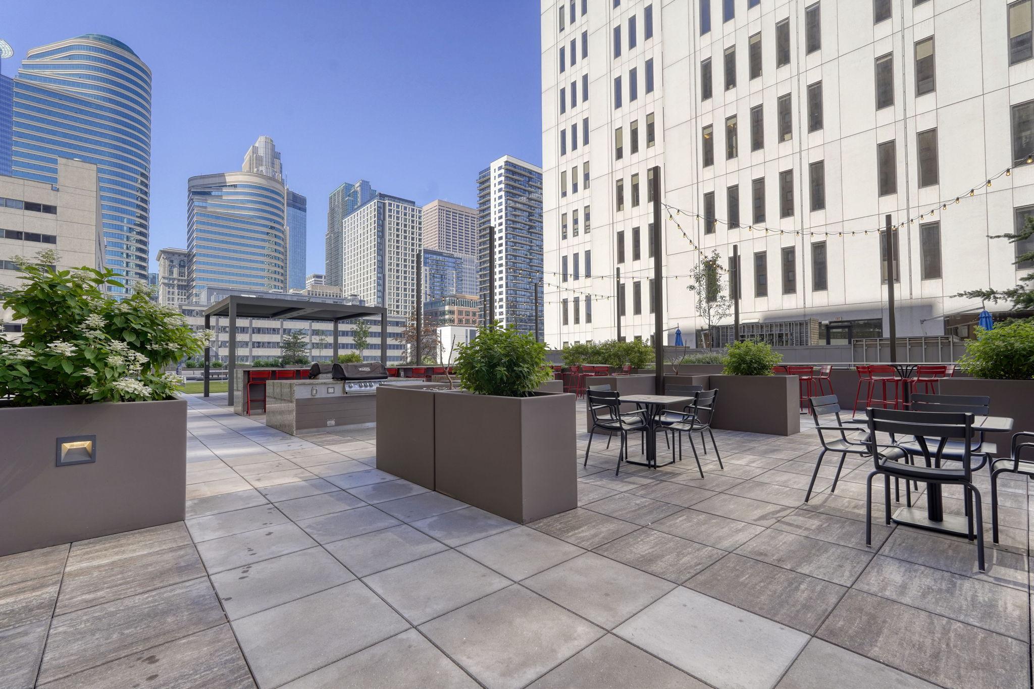 121 Washington Avenue S Unit: 513