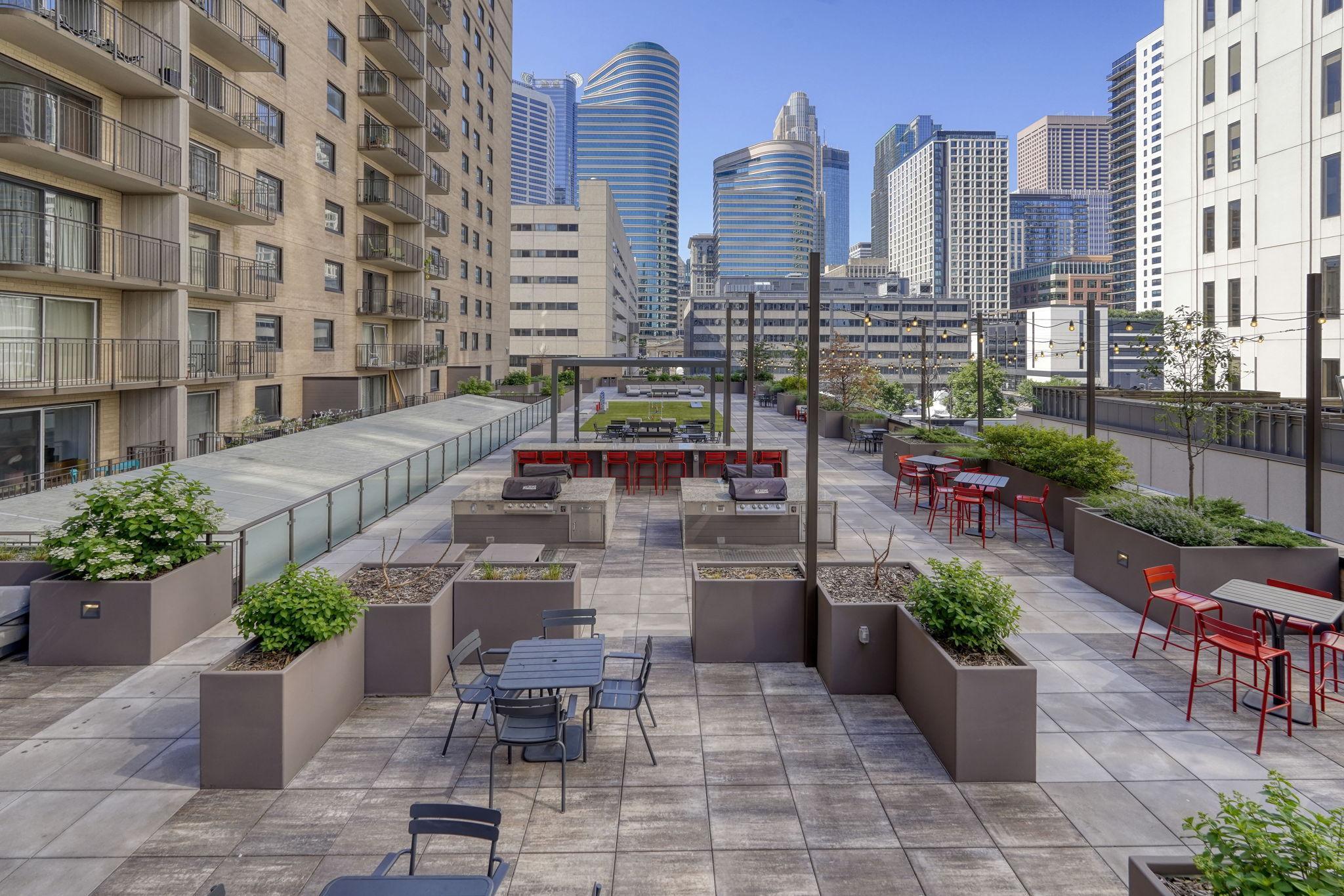 121 Washington Avenue S Unit: 513