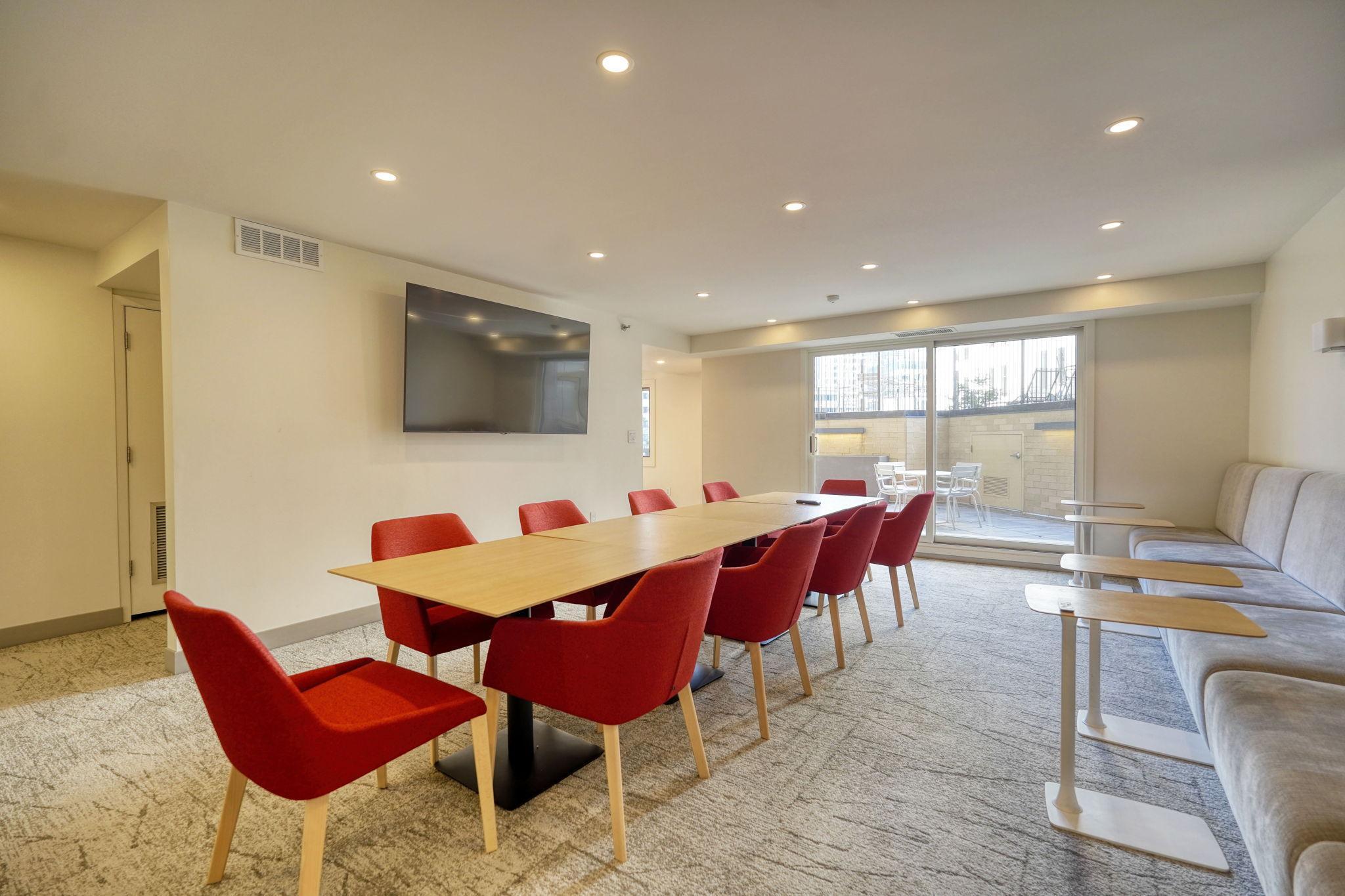 121 Washington Avenue S Unit: 513
