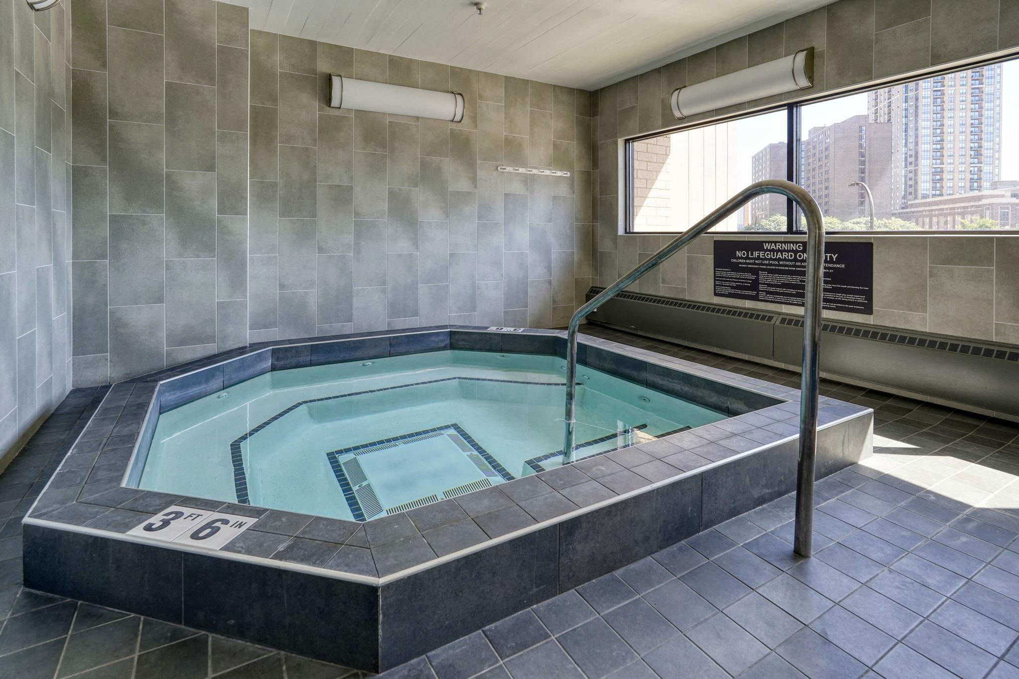 121 Washington Avenue S Unit: 513